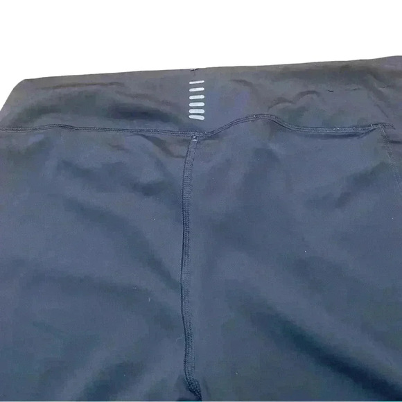 Underarmour womens compression leggings sized xl. - Picture 5 of 10